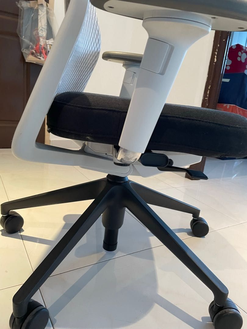 Ergonomic Vitra Mesh Chair, Furniture & Home Living, Furniture, Chairs