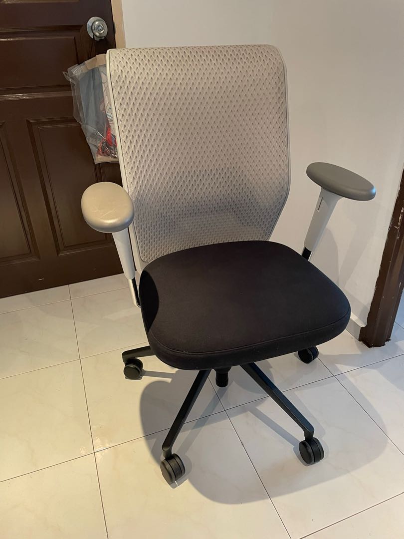 Ergonomic Vitra Mesh Chair, Furniture & Home Living, Furniture, Chairs