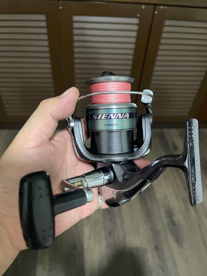 Fishing reel ( Shimano Sienna 4000 FD ), Sports Equipment, Fishing on  Carousell