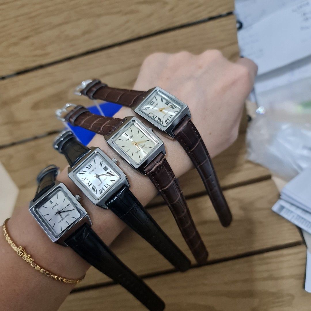 Casio on sale smartwatch women's