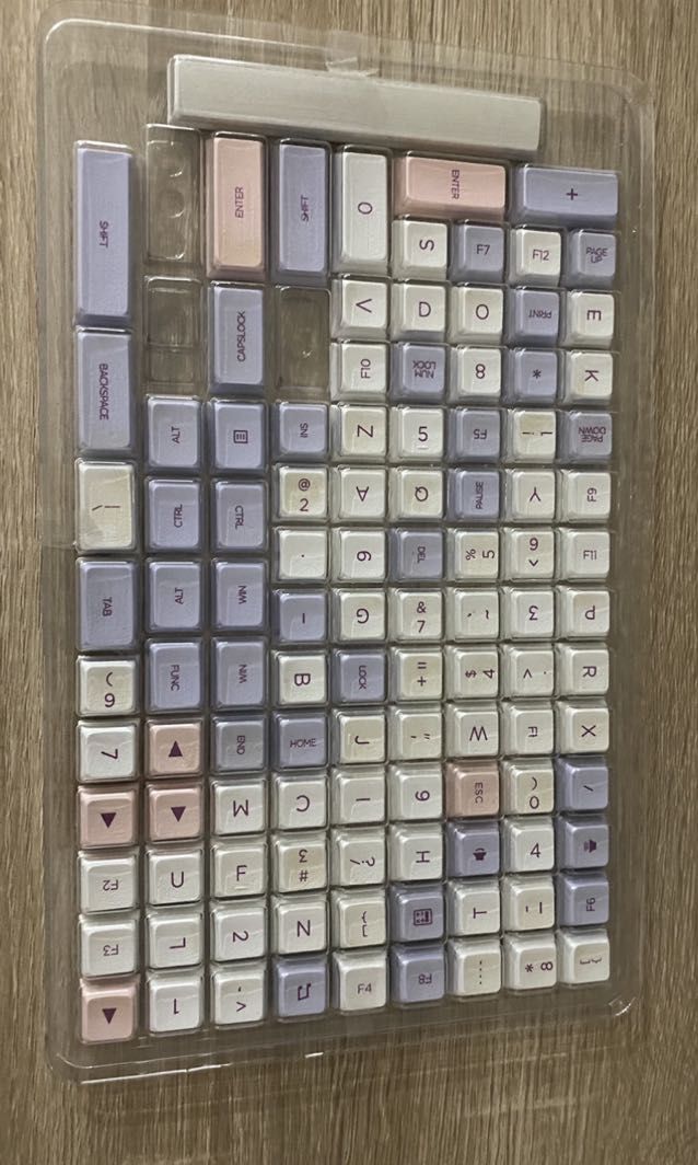 GMMK Pro with Boba U4T switches and Mx Cherry keycaps, Computers & Tech