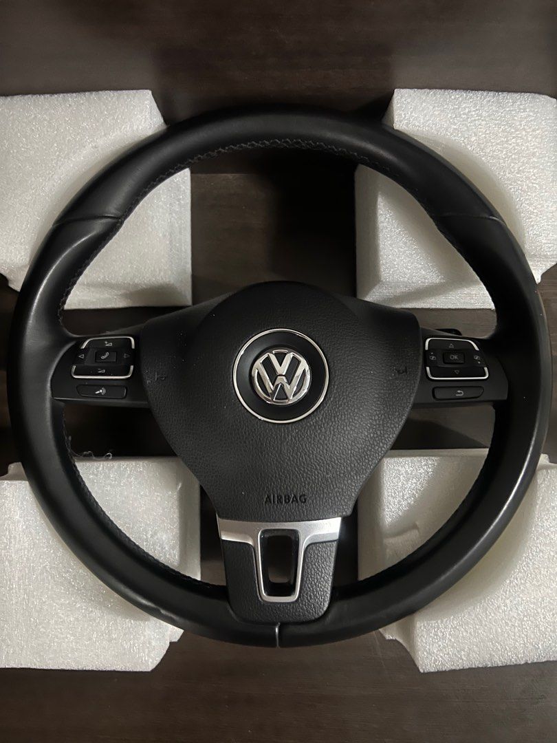 Golf MK6 Steering Wheel, Car Accessories, Accessories on Carousell
