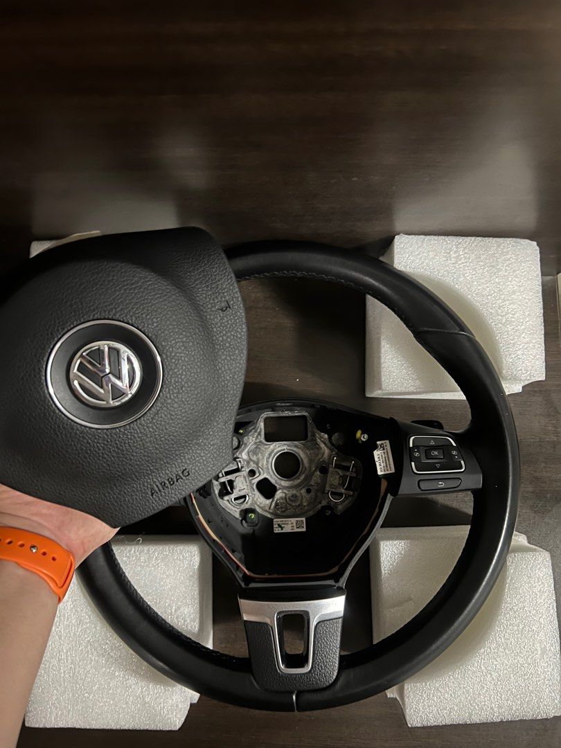 Golf MK6 Steering Wheel, Car Accessories, Accessories on Carousell