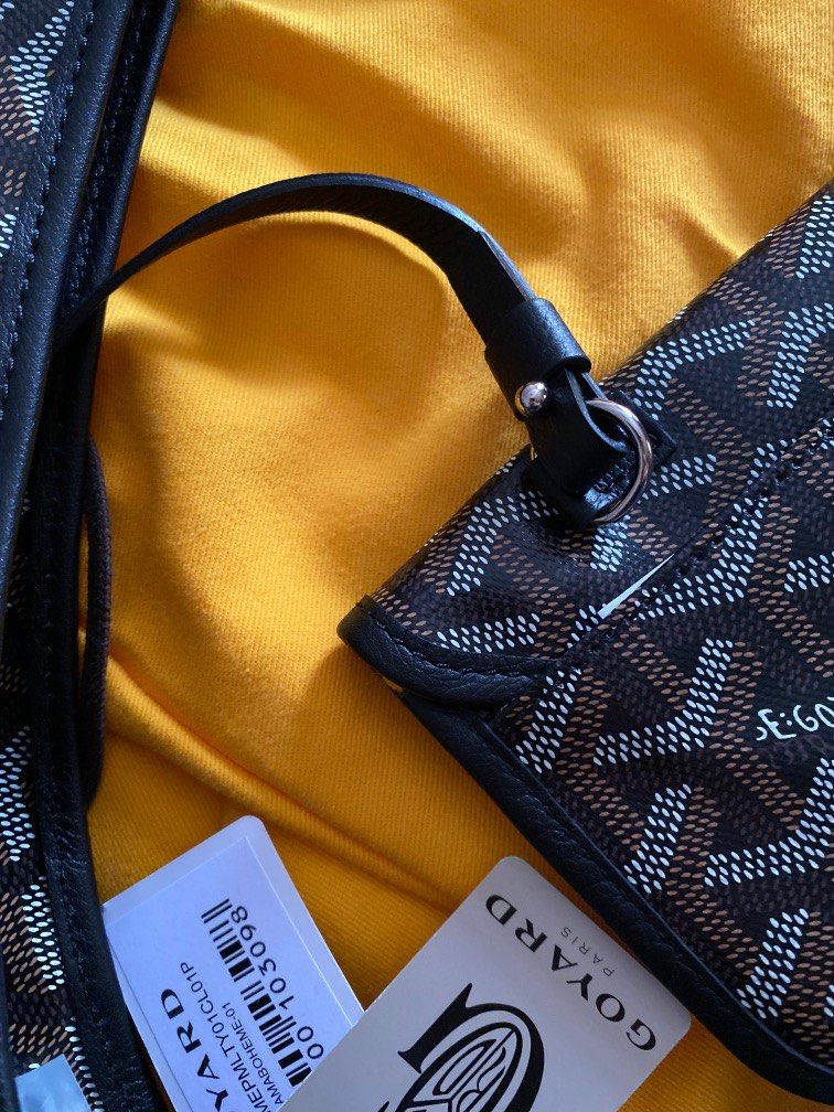 Goyard Handbag Minaudiere Goyardine tote, Luxury, Bags & Wallets on  Carousell