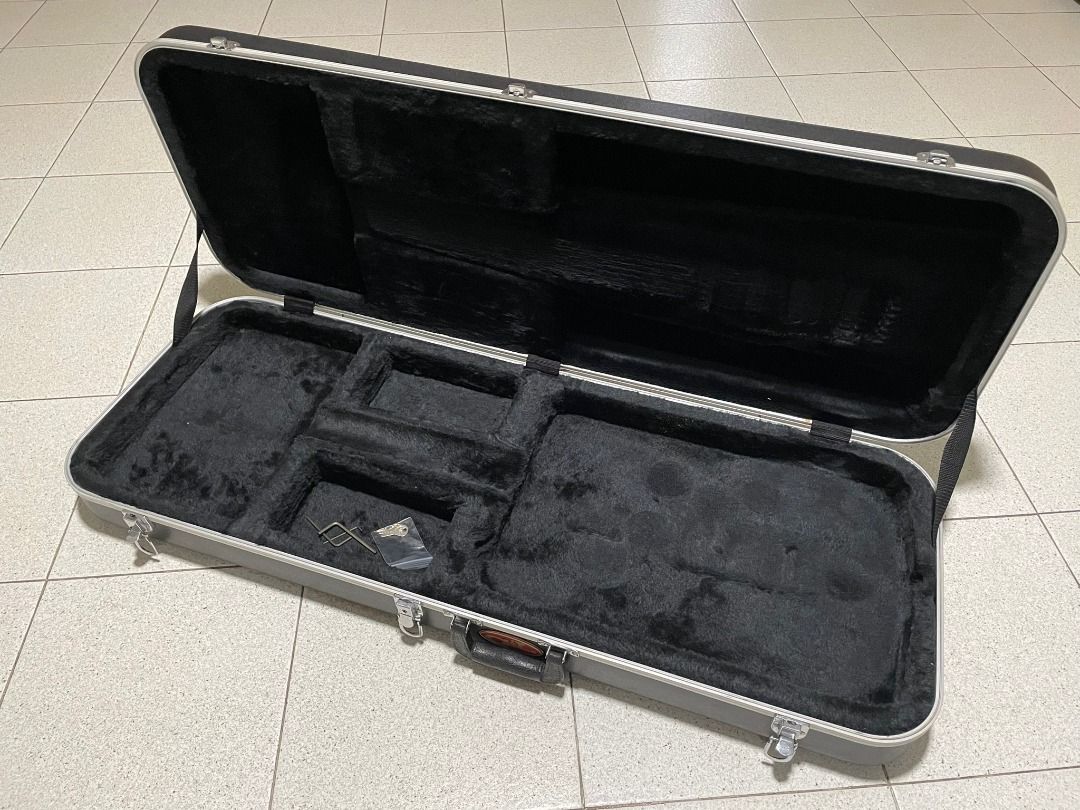 G&l guitar case deals