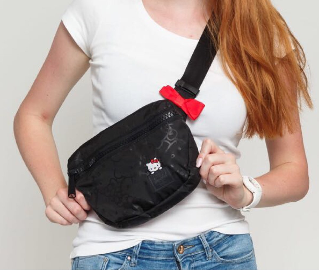 Hello kitty fanny hot sale pack herschel