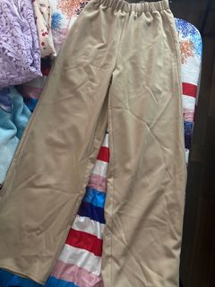 (Category: ) located in . Submitted by yve02 (Listing ID 1208288793, Image 1). Description: .