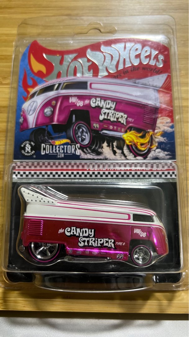 Hot Wheels RLC Volkswagen Drag Bus Candy Striper, Hobbies