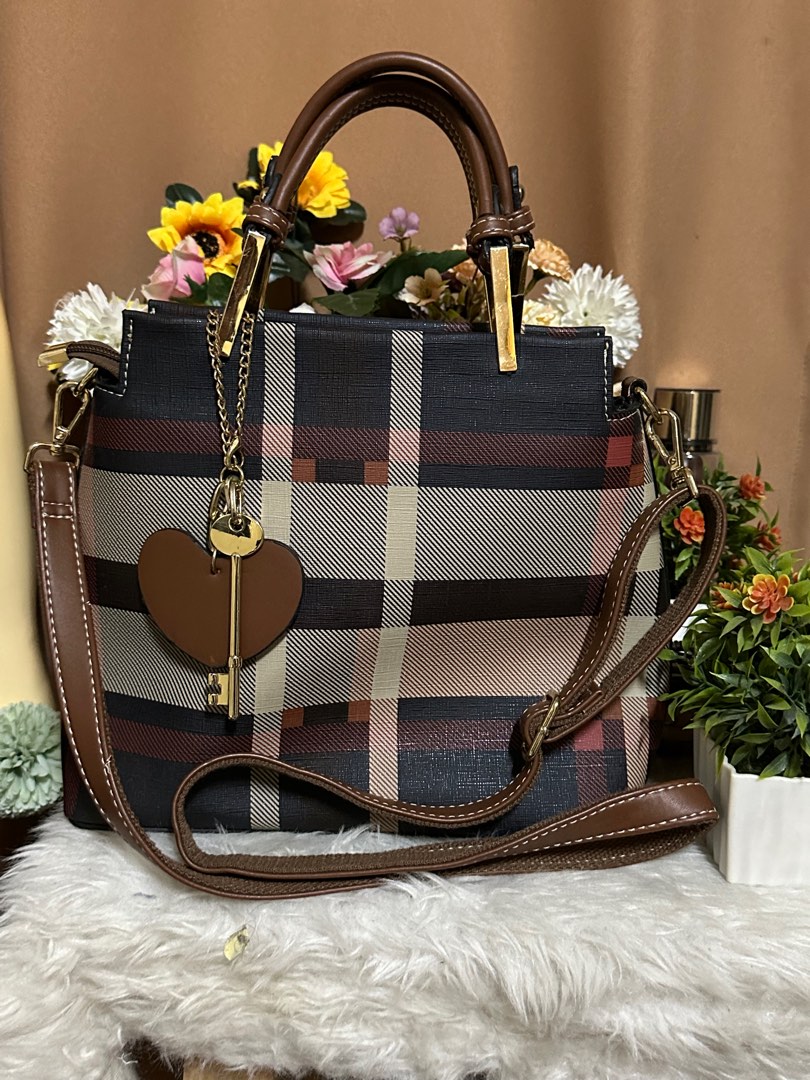 How R U 2 Way bag, Luxury, Bags & Wallets on Carousell