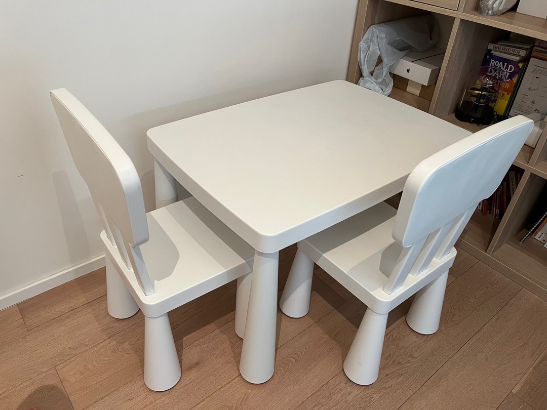 IKEA Tables & Chairs, 兒童＆孕婦用品, 兒童傢具, 兒童傢具 桌子及椅子 Carousell