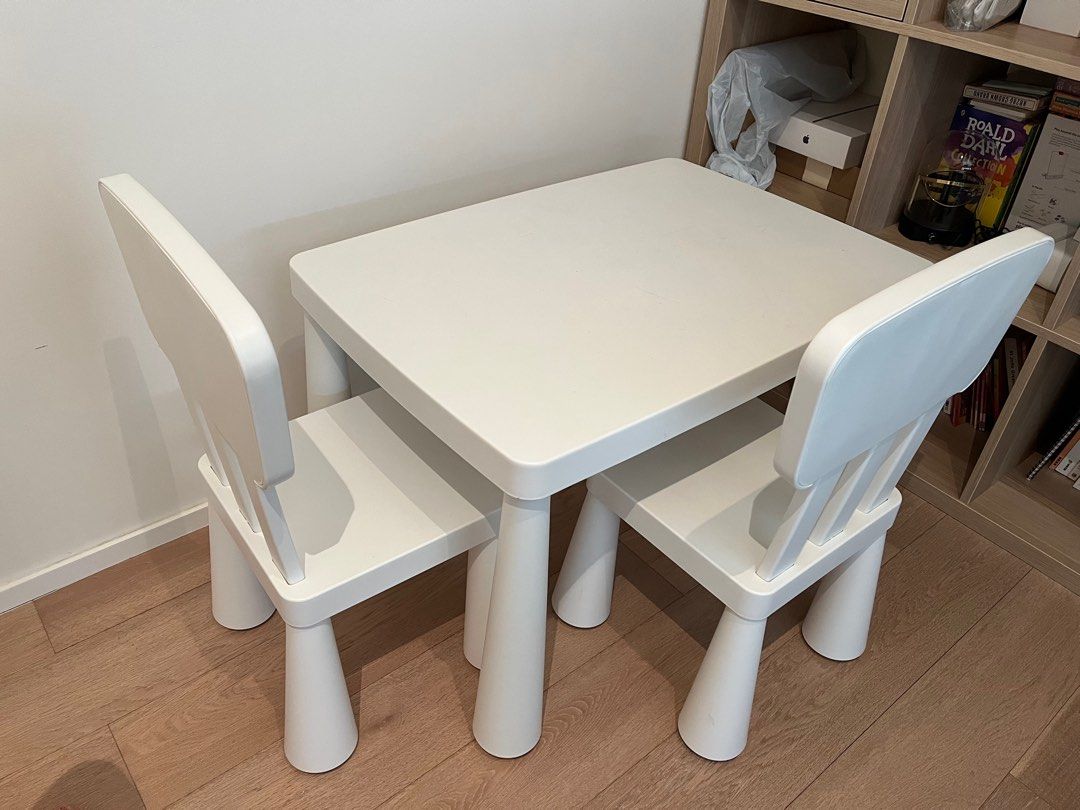 IKEA Tables & Chairs, 兒童＆孕婦用品, 兒童傢具, 兒童傢具 桌子及椅子 Carousell