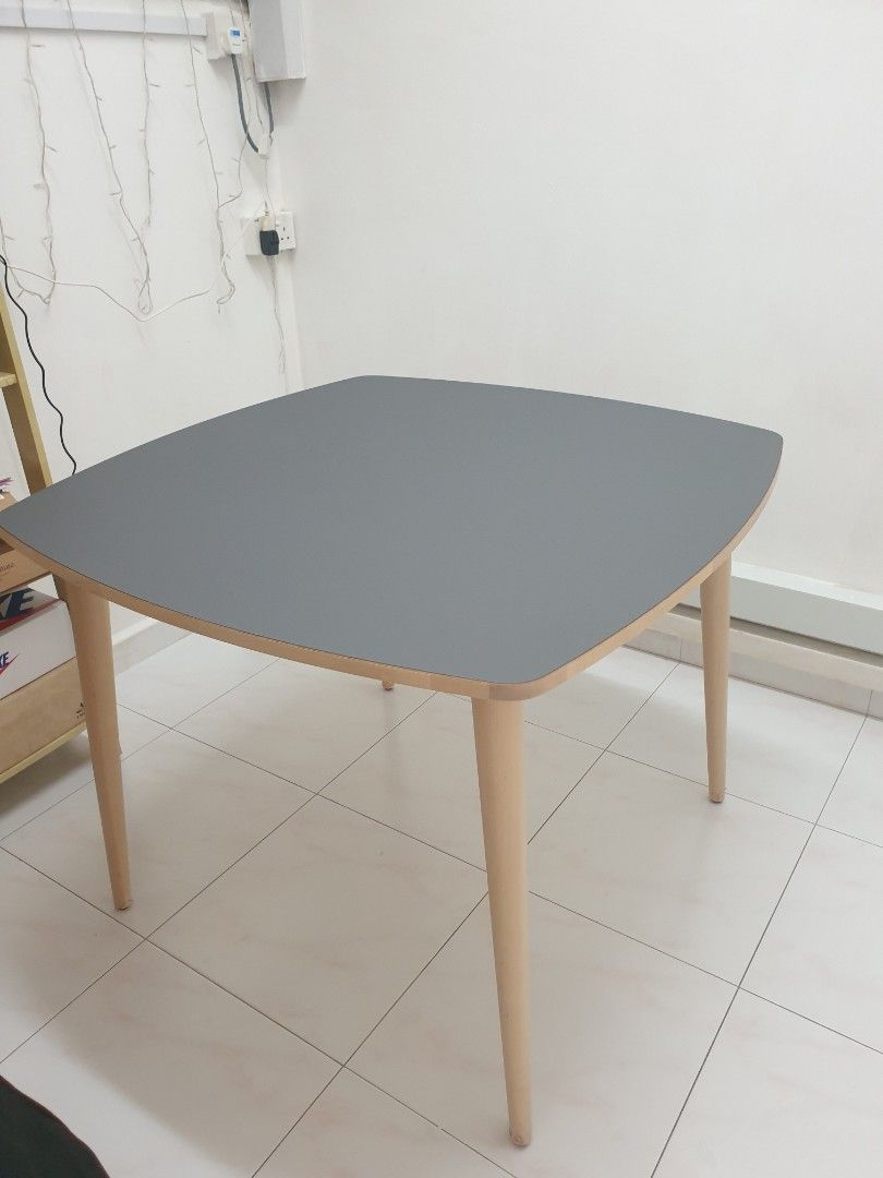 IKEA OMT NKSAM Table