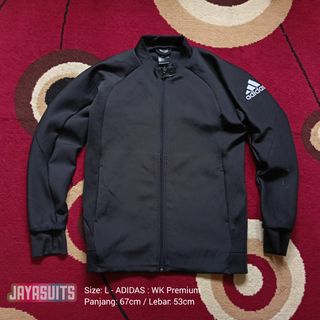 (Kategori: ) berada di . Dikirim oleh jayasuits (ID iklan 1208350685, Gambar 1). Deskripsi: .