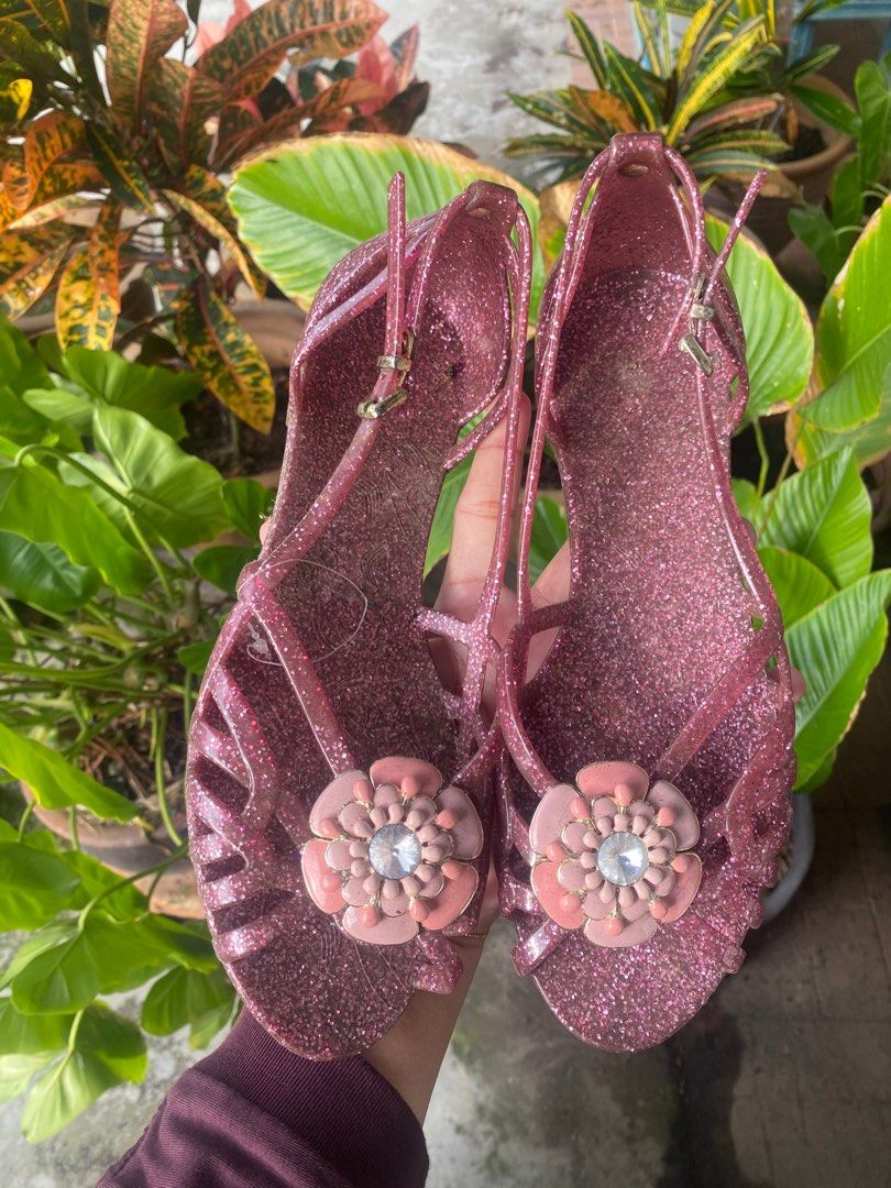 harga sandal jelly bunny