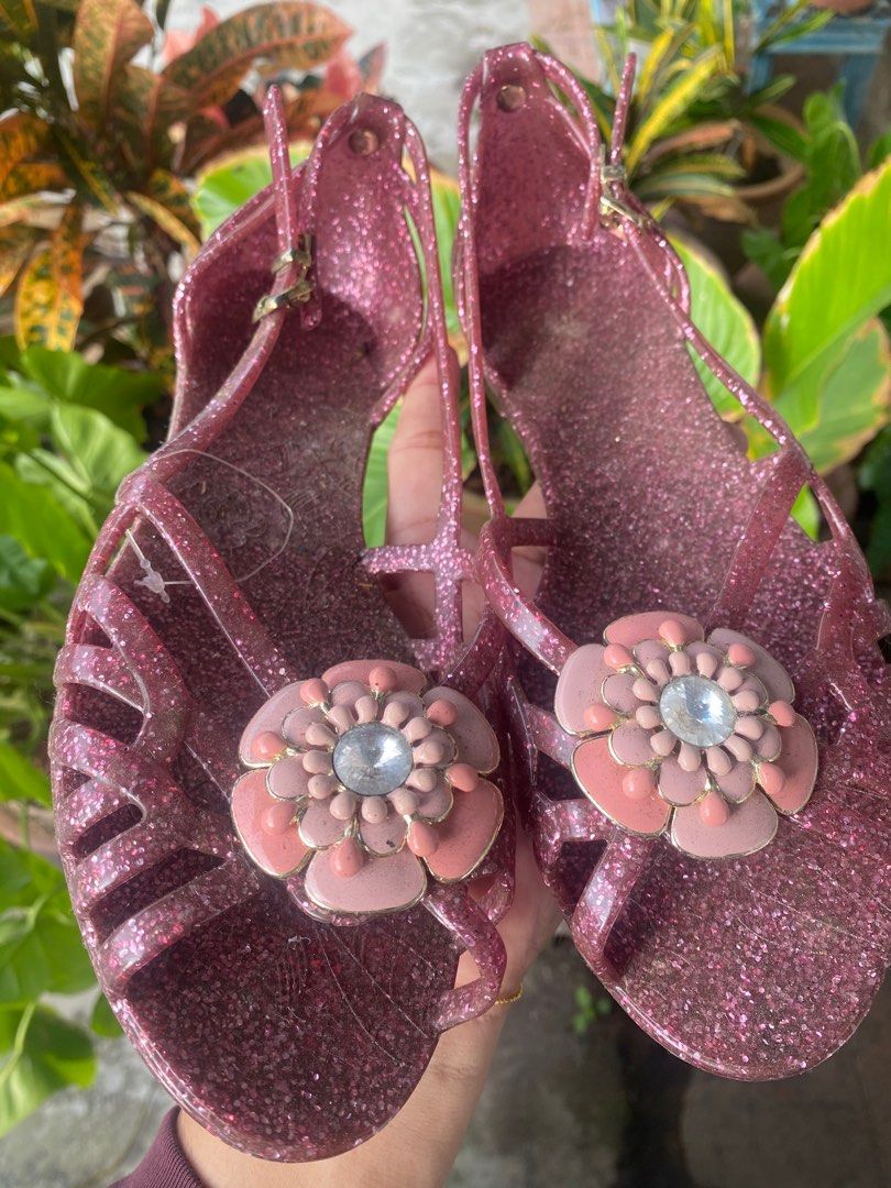 harga sandal jelly bunny