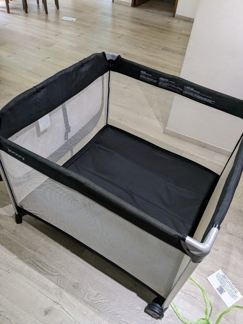 Joovy room2 playard discount
