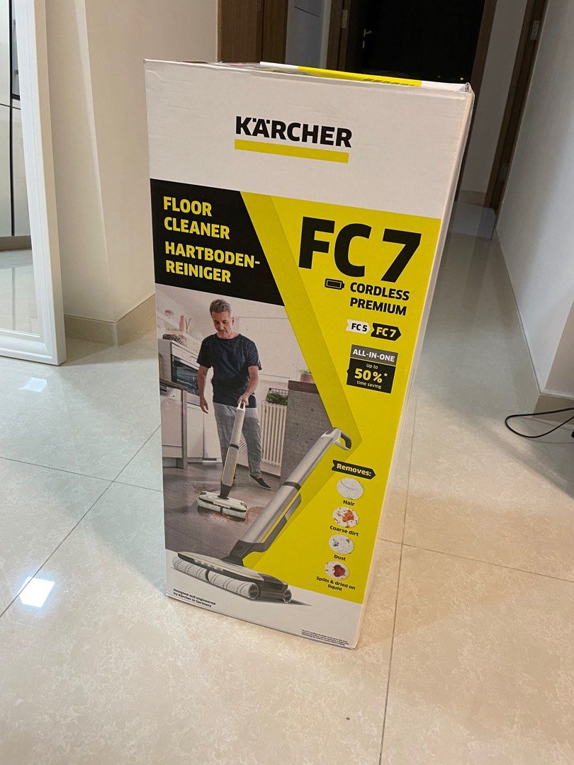 KARCHER floor cleaner FC7, Furniture & Home Living, Cleaning & Homecare Supplies, Cleaning Tools