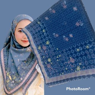 Kerudung segiempat motof voal lasercut
