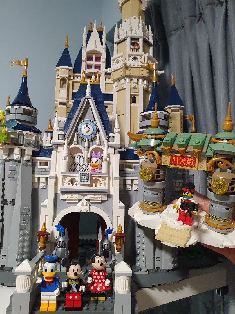 Lego sales 71040 retired