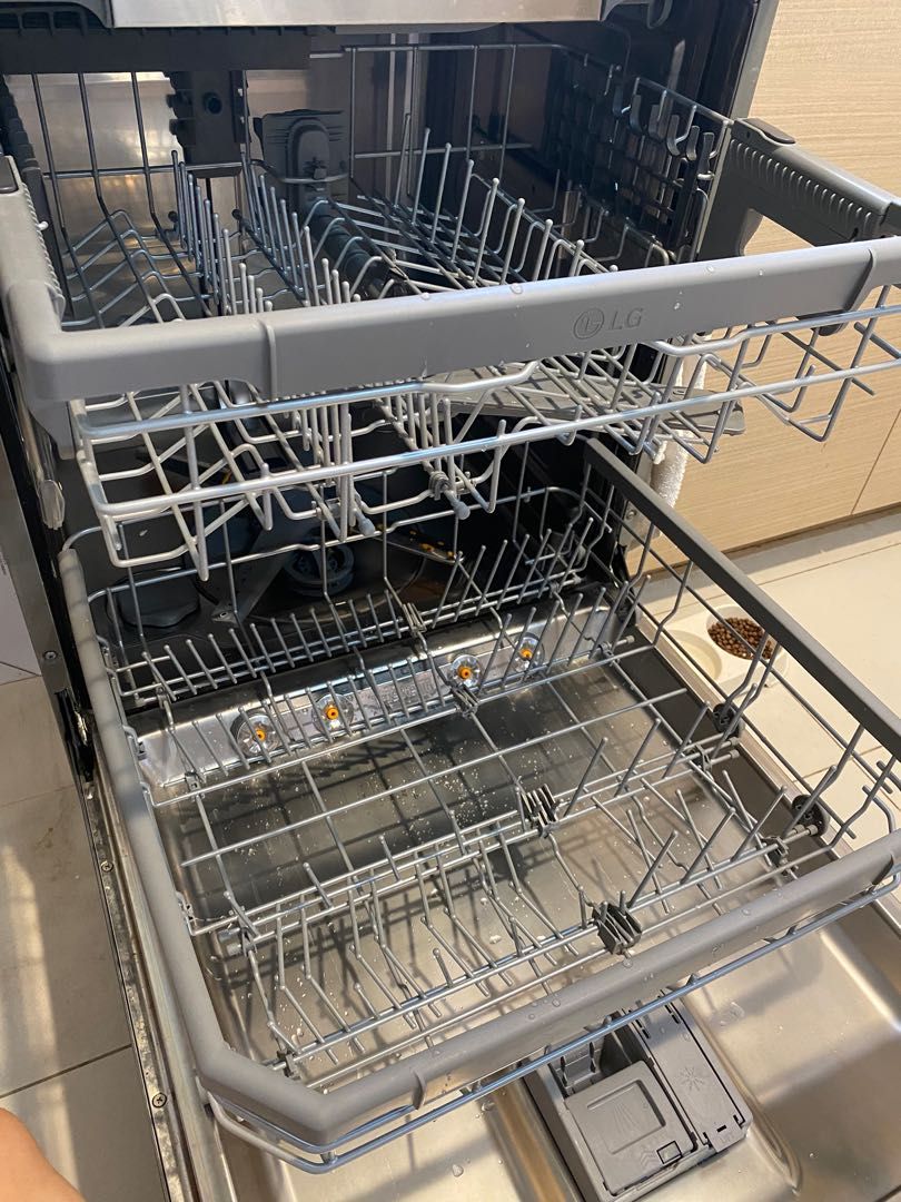 LG DFB425FP True steam Dishwasher, TV & Home Appliances, Kitchen