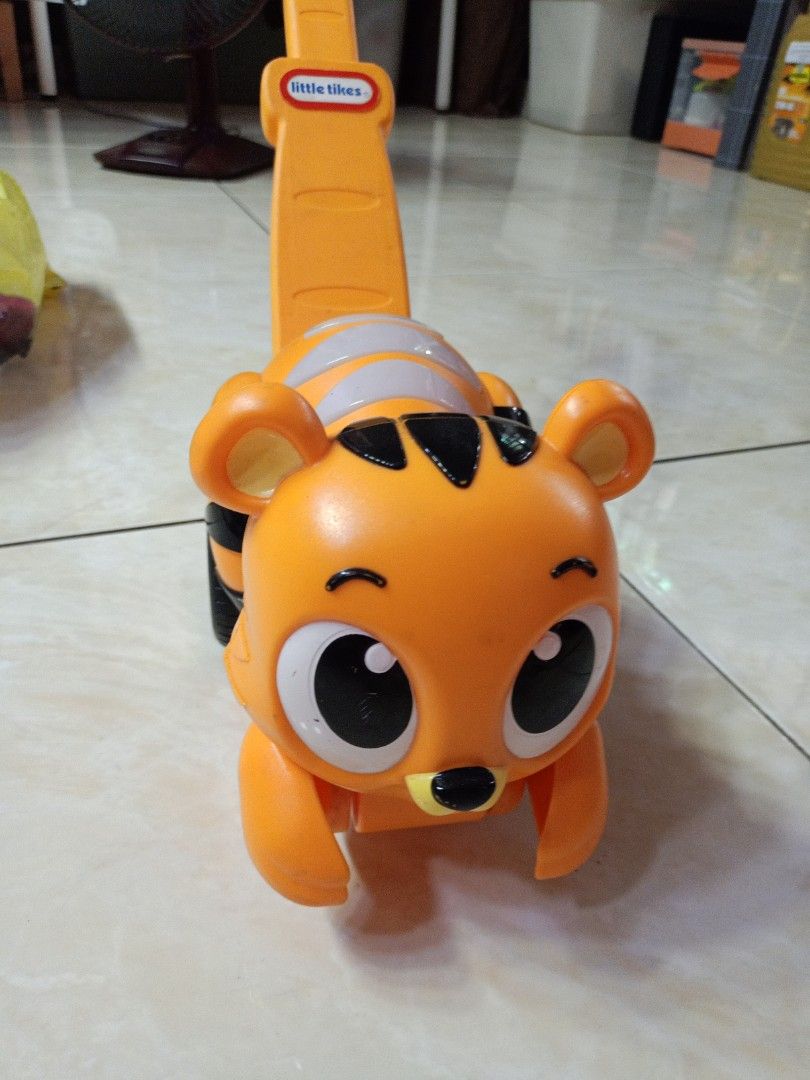 Little tikes catchin lights tiger hot sale