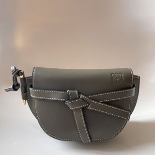 （分類：）位於 。 由 22Tisu 提交（商品編號 1208329042，圖片 1）。簡介： 。