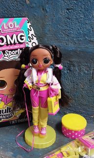 LOL OMG Sports: Vault Queen doll