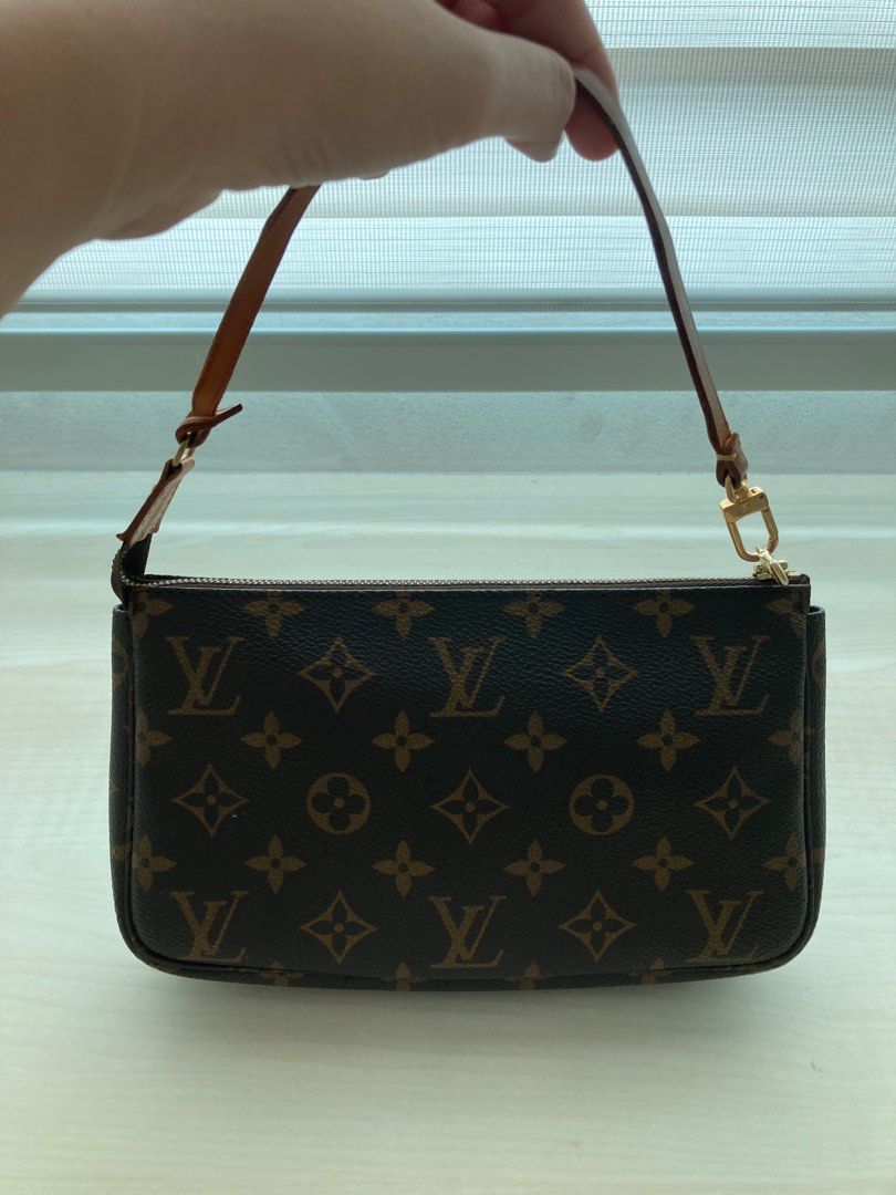 Louis Vuitton Rouge Epi Leather Pochette Accessories Louis Vuitton