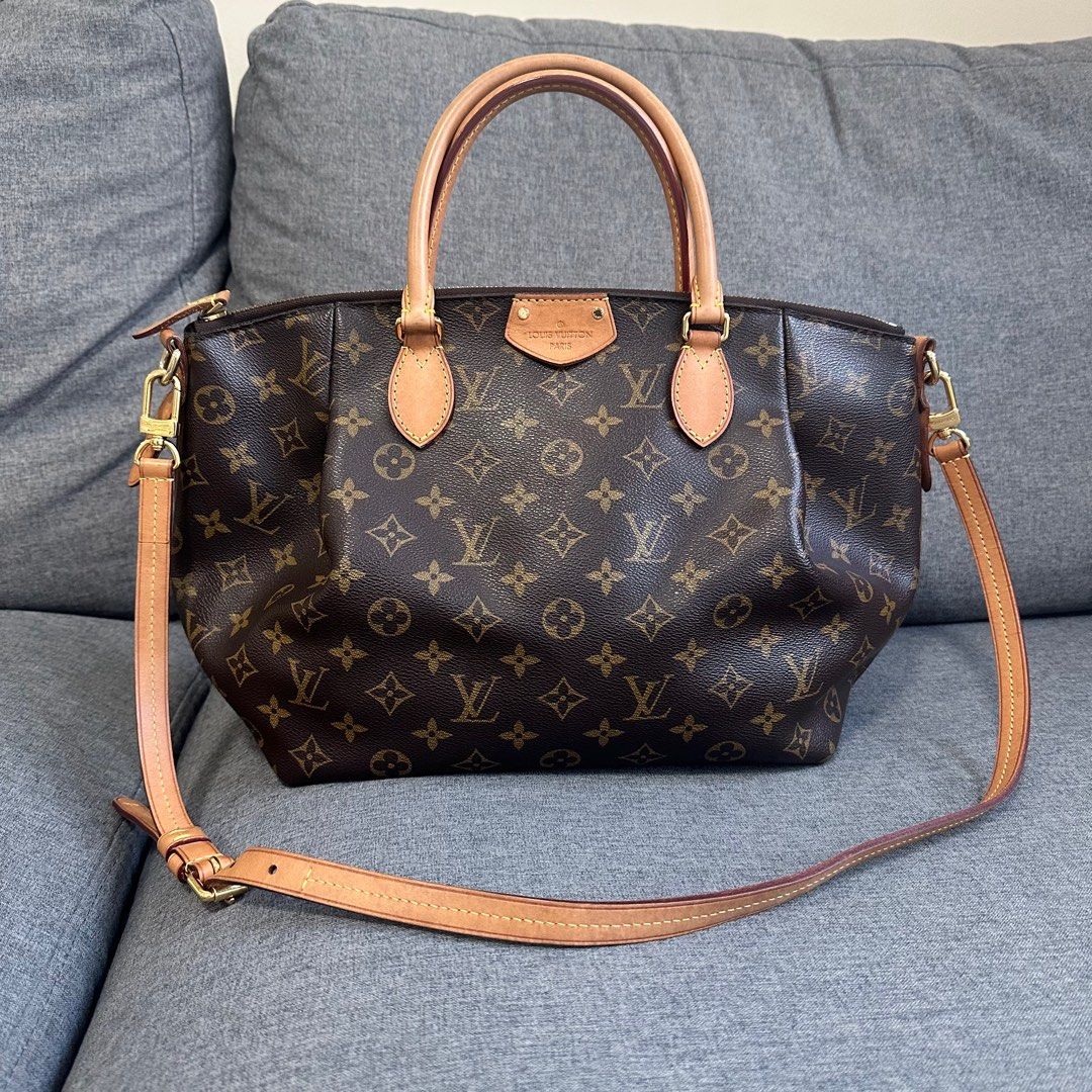 Preloved authentic Louis vuitton Lv monogram turenne pm Size, Luxury, Bags  & Wallets on Carousell