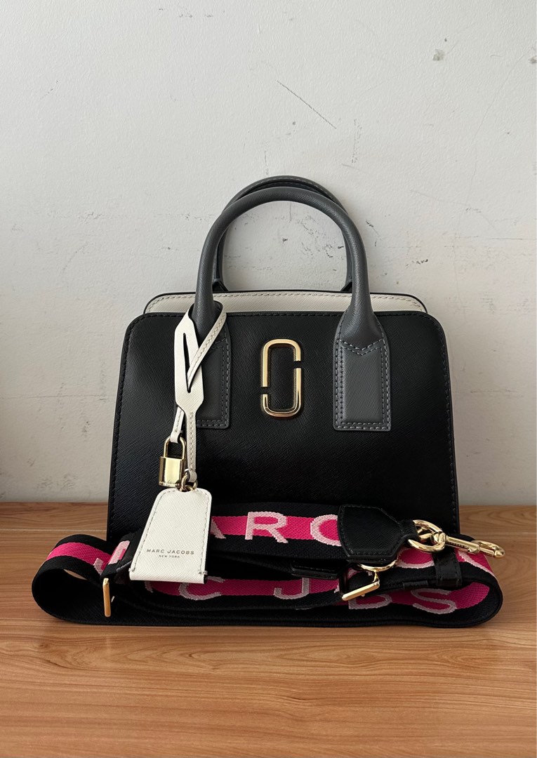 Marc Jacob bag, Women's Fashion, Bags & Wallets, Tote Bags on Carousell