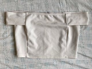(M-L) NEW! Kitschen Off Shoulder Top in White