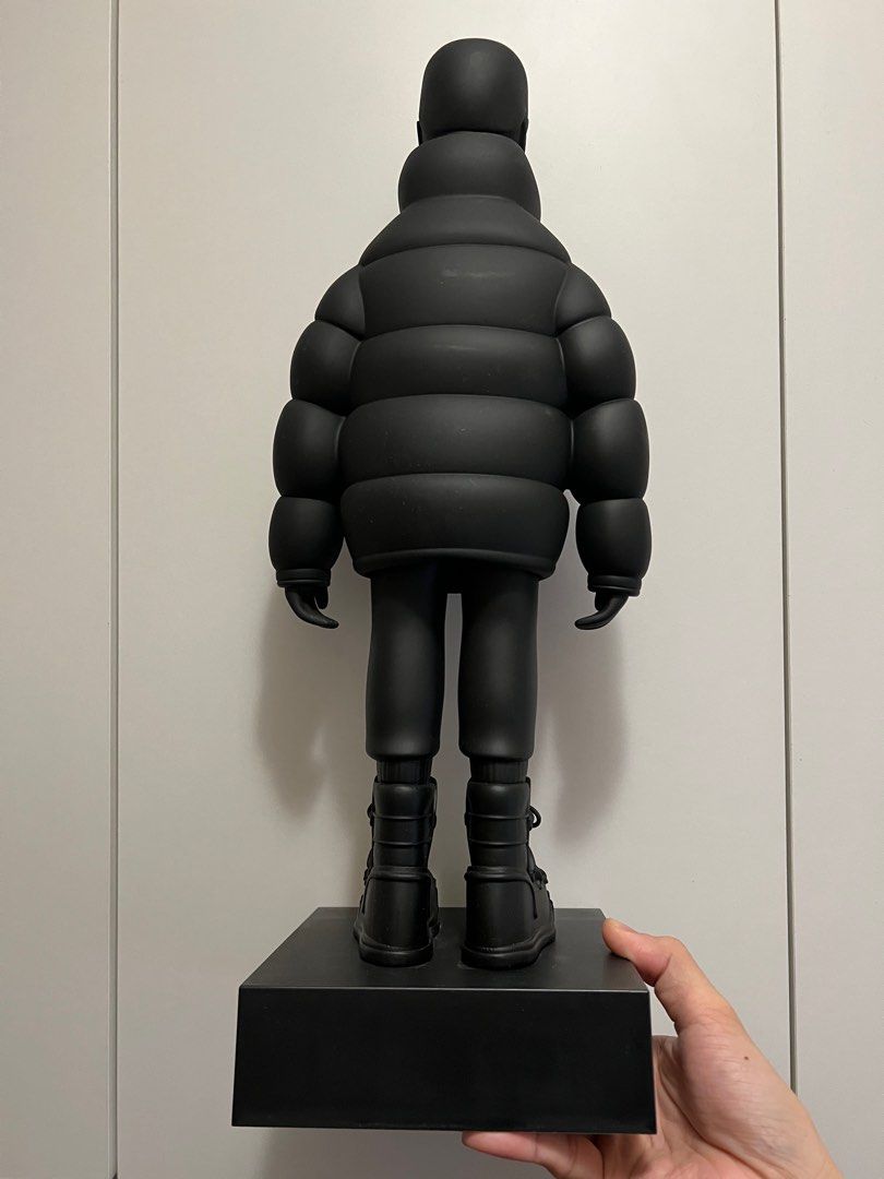 Mr MONCLER Figure, 名牌, 飾物及配件- Carousell