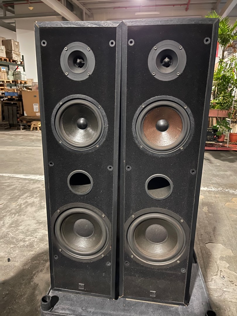 NAD 801 tower speaker Audio Soundbars Speakers Amplifiers on