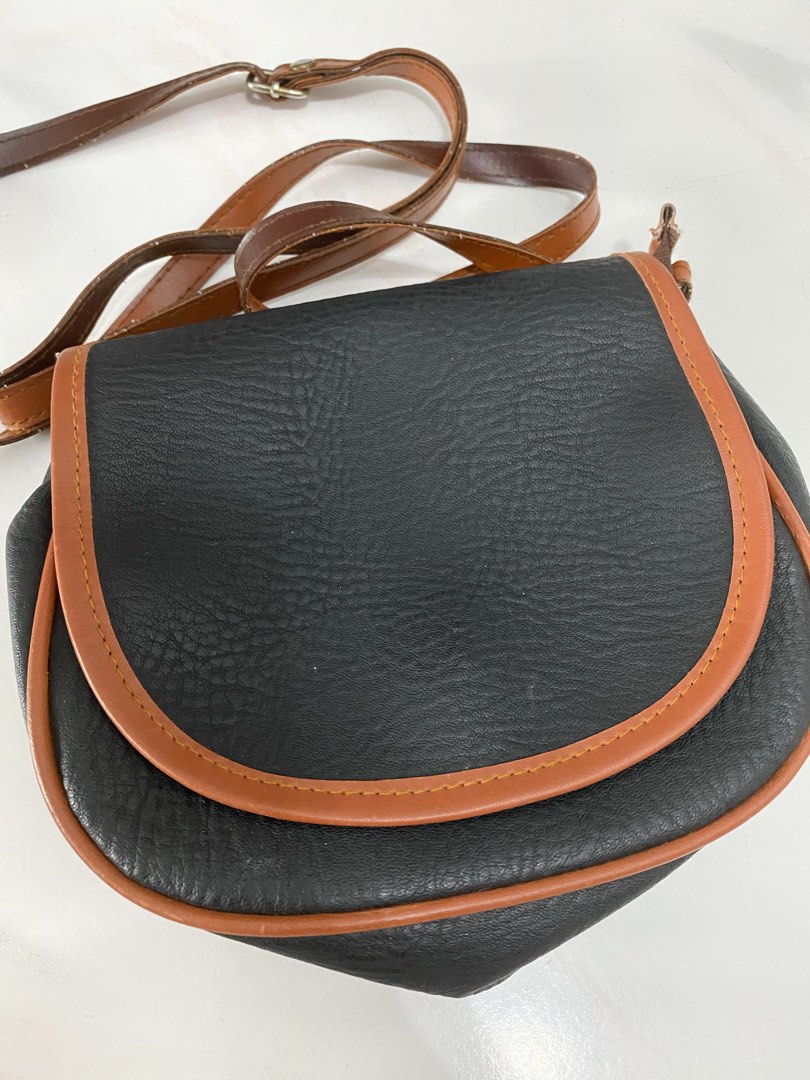 Neutral color store crossbody bag