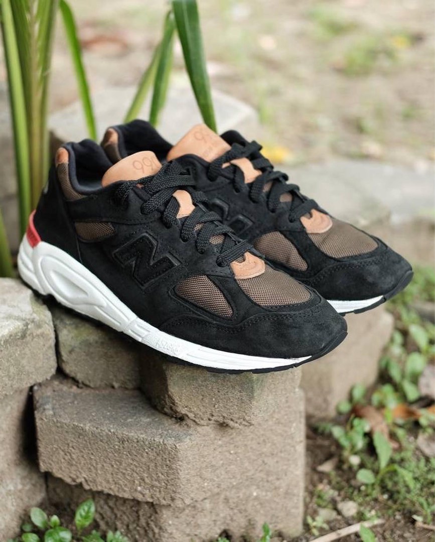 New balance 990v2 desert heat hot sale