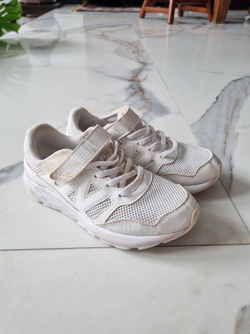 New Balance Shoes -wide YT570WG EU31, US13 children white shoes, Babies u0026  Kids, Babies u0026 Kids Fashion on Carousell