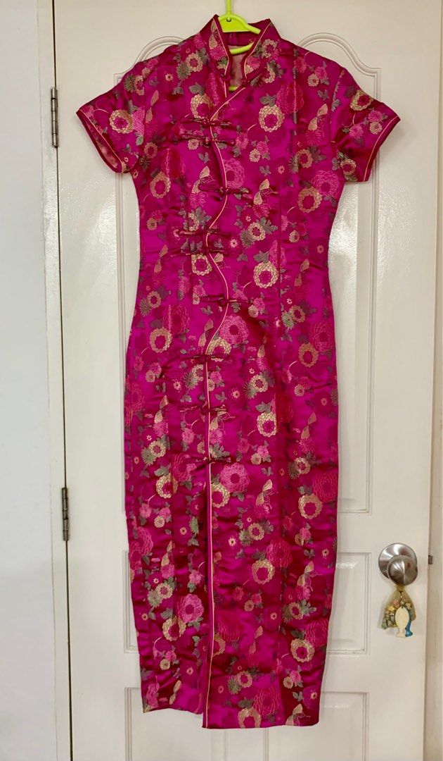 Golden scissors cheongsam prices top