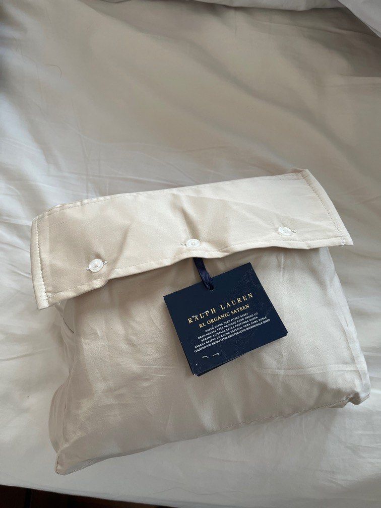 New! Ralph Lauren Queen fitted sheet, Furniture & Home Living, Bedding &  Towels on Carousell
