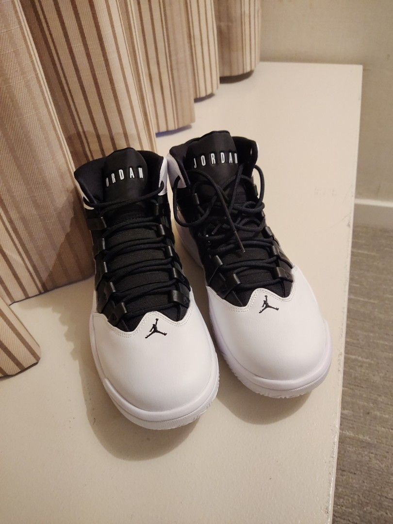 Nike Jordan max aura, Luxury, Sneakers \u0026 Footwear on Carousell