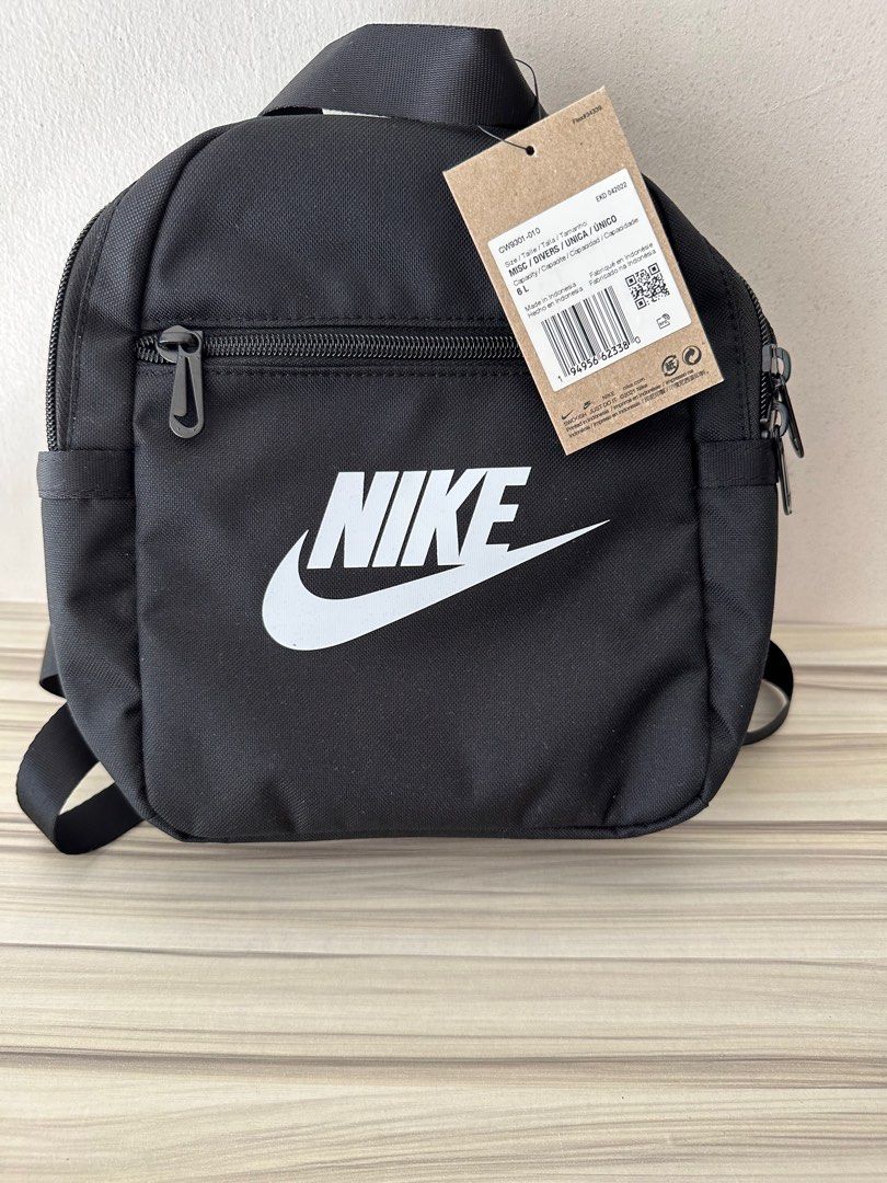 Nike Mini Backpack, Men's Fashion, Bags, Backpacks on Carousell