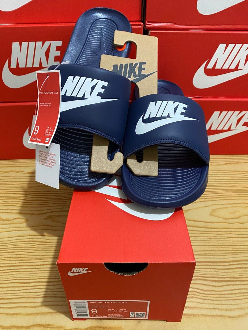 Nike Slides (Victori One & Benassi), Men's Fashion, Footwear, Slippers