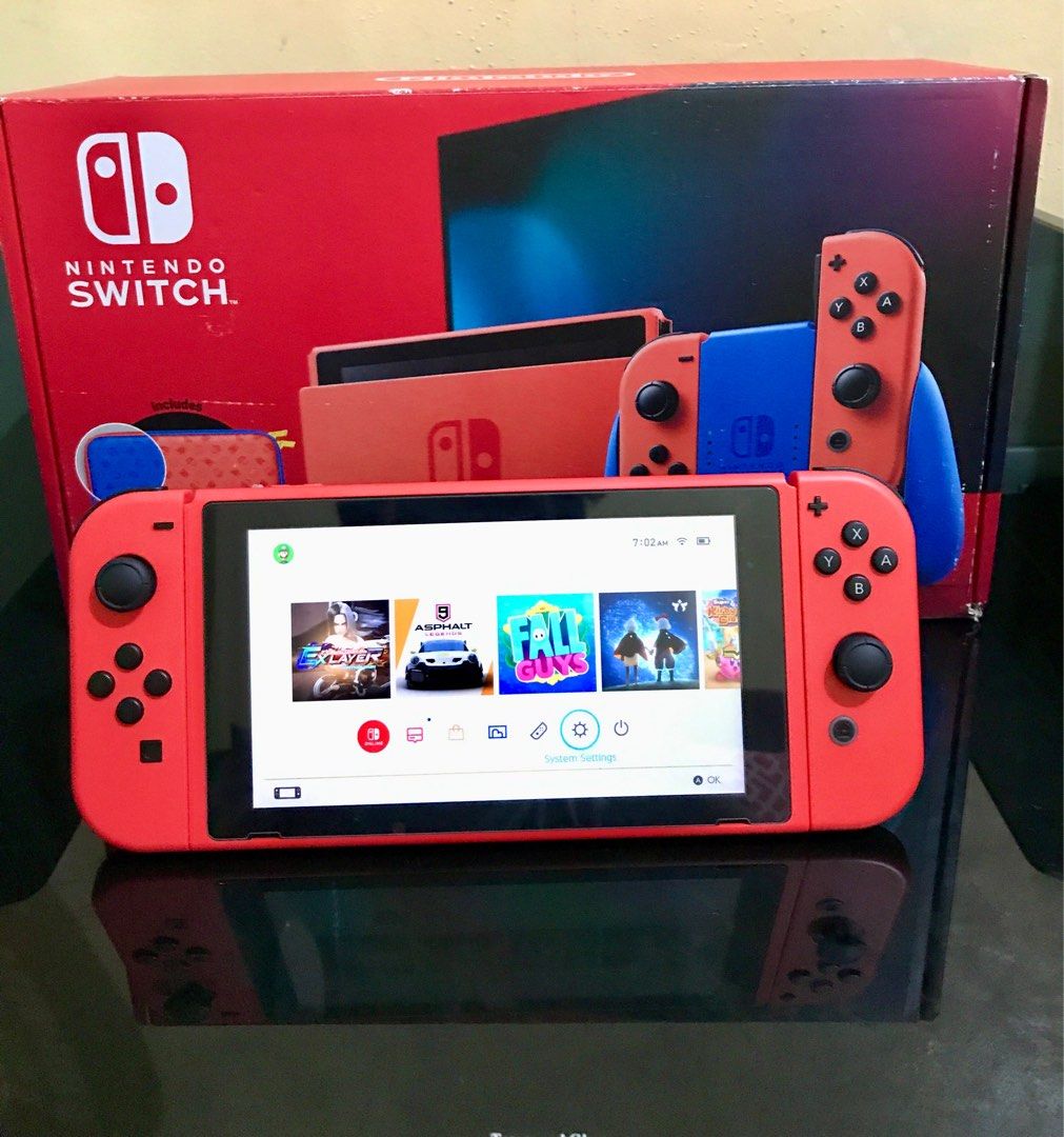 Nintendo switch v2 Mario Edition LIMITED with Games, Video Gaming