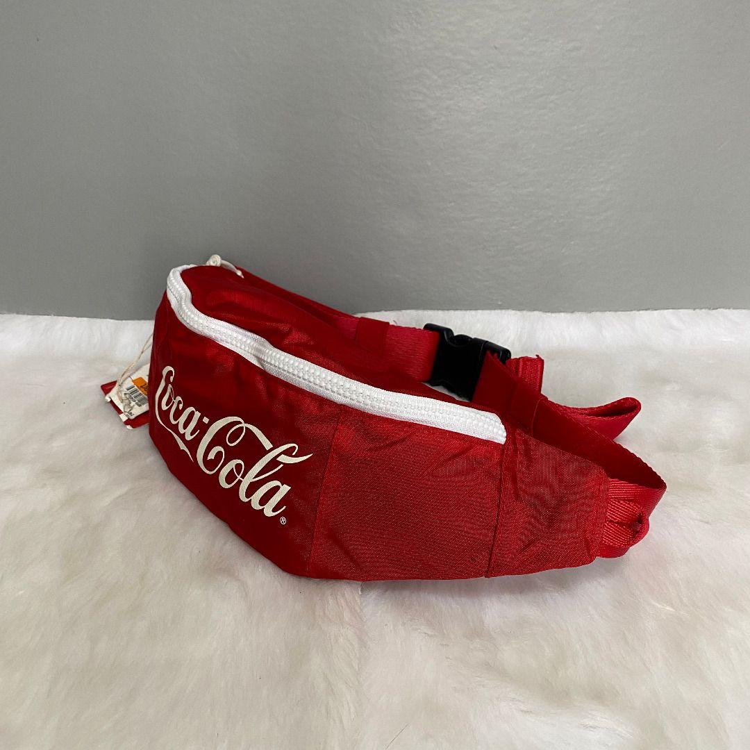 NWT Coco Cola Vintage Red Nylon Belt Bag Fanny Pack Men s Fashion