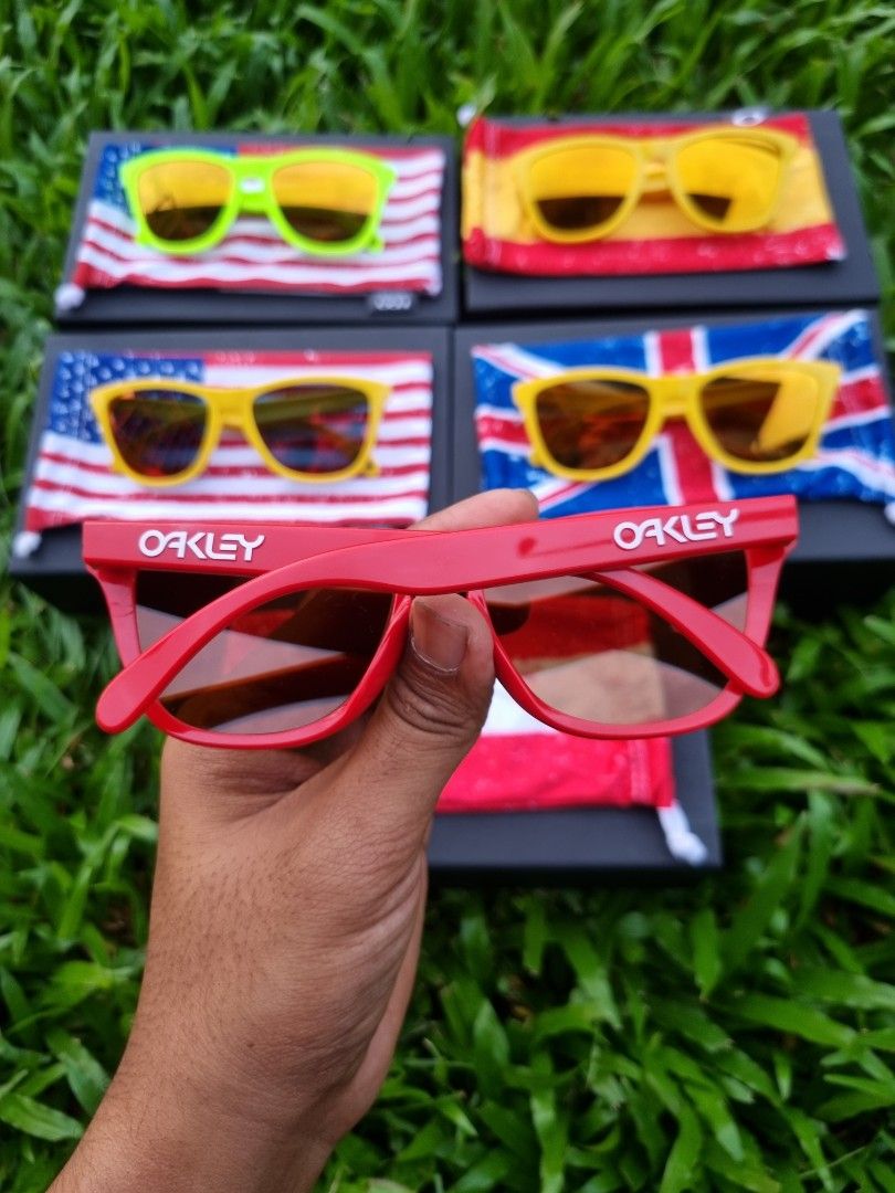 Oakley frogskins custom top