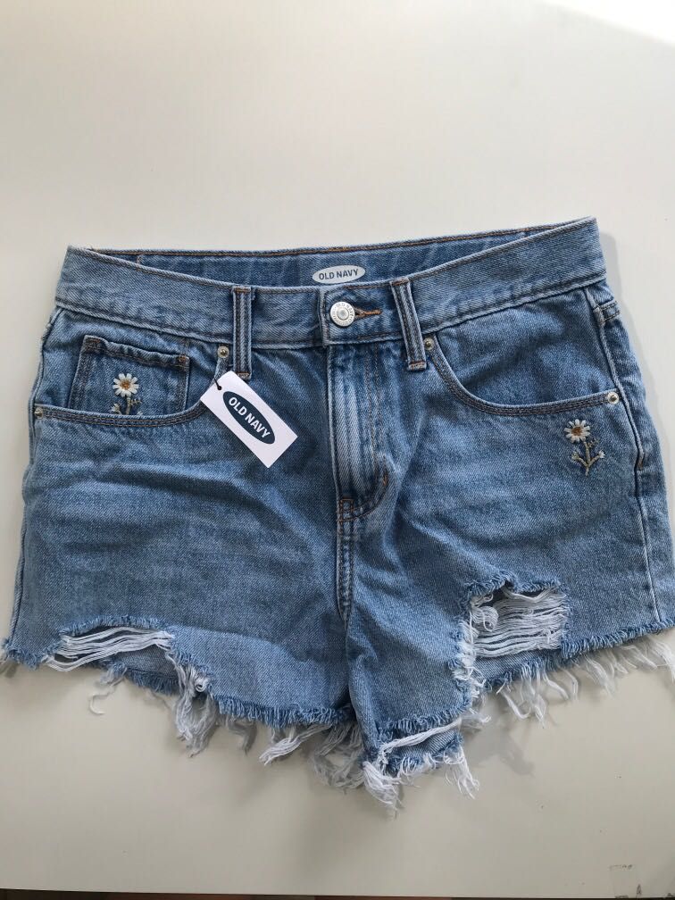 Old navy daisy shorts cheap