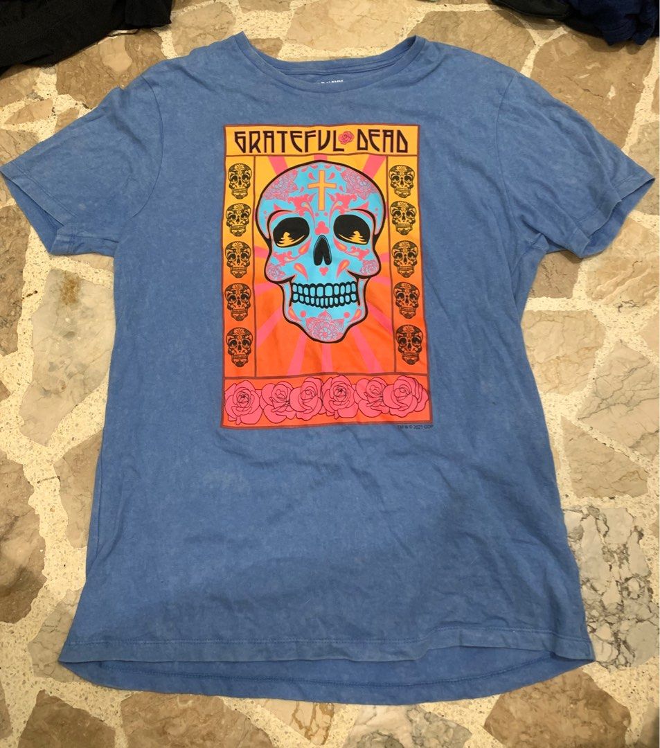 ildsted navneord Fantastisk Old Navy T-Shirt Blue Rock Band Skull Tee, Women's Fashion, Tops, Shirts on  Carousell