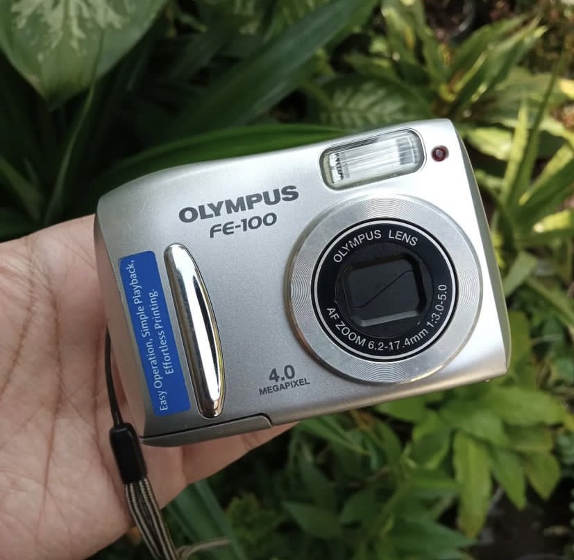 Olympus FE100 Digicam, Photography, Cameras on Carousell