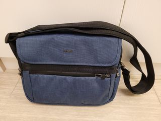 （分類：）位於 。 由 epicker 提交（商品編號 1208414484，圖片 1）。簡介： 。
