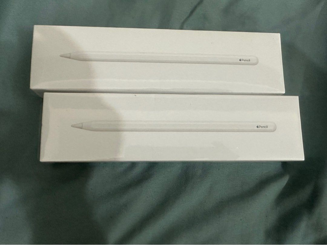 Pencil 2 (Category: iPad) located in Quezon City. Submitted by madamsgadgetsshop (Listing ID 1208262396, Image 1). Description: Brandnew Sealed 1 Year Apple Warranty .