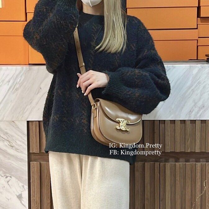 celine besace triomphe bag